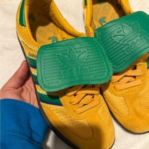 Adidas Women's Sneakers in Yellow and Green